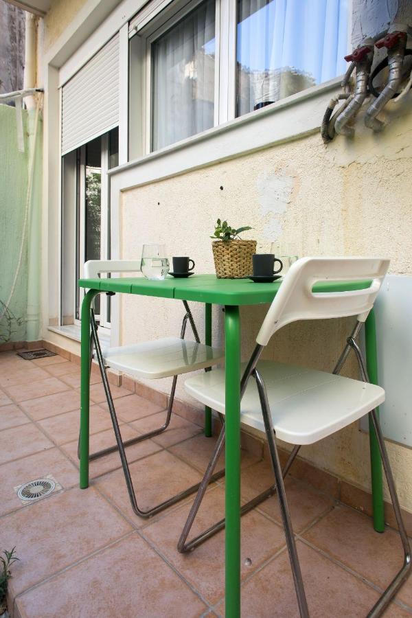 Soho Apartments By Olala Homes Athens Exterior photo